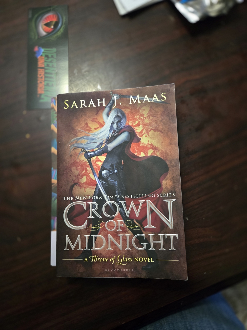 Crown of Midnight by Sarah J. Maas - Red & Black Cover